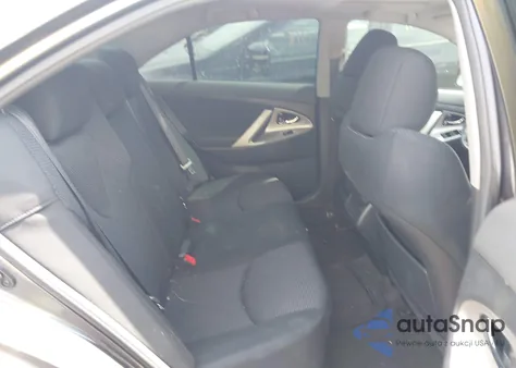 2011 Toyota Camry Se z USA, uszkodzony, nr VIN 4T1BF3EK6BU200682